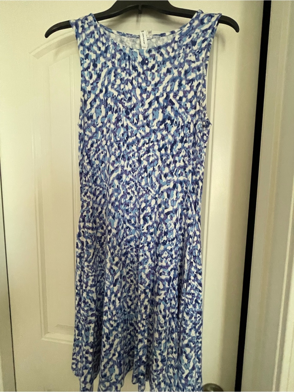 Cable & Gauge Blue and White Blue and white abstract cheetah print